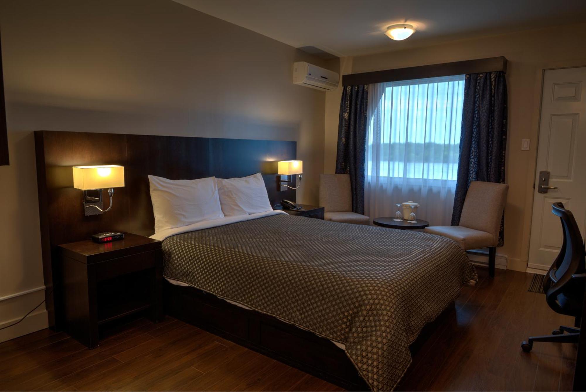 Hotel De La Borealie แซ็ง-เฟลีเซียง ภายนอก รูปภาพ